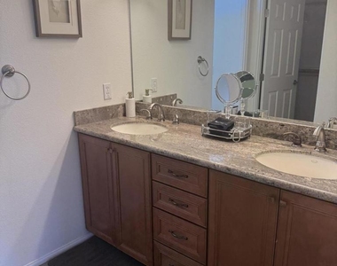 54610 Avenida Alvarado - Photo Thumbnail 10