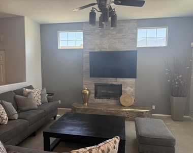 54610 Avenida Alvarado - Photo Thumbnail 1