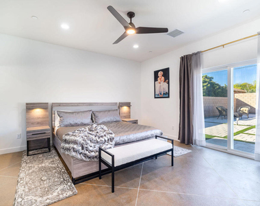 15553 Avenue Manzana - Photo Thumbnail 10