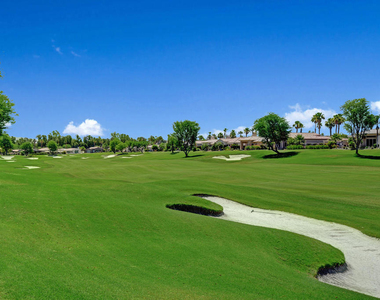 383 Desert Holly Drive - Photo Thumbnail 33