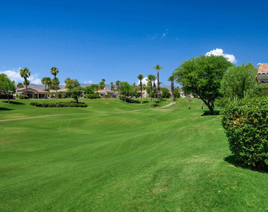 383 Desert Holly Drive - Photo Thumbnail 34