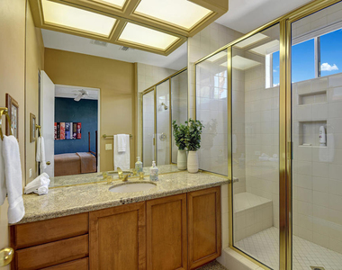 383 Desert Holly Drive - Photo Thumbnail 27