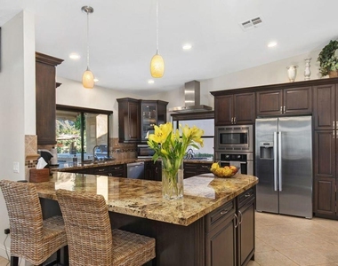 45250 Vista Santa Rosa - Photo Thumbnail 2