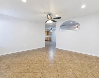 85815 Avenida Raylynn - Photo Thumbnail 1