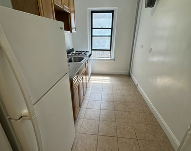 3105 Decatur Avenue - Photo Thumbnail 5