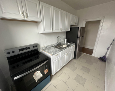 1544 Gillespie Avenue - Photo Thumbnail 4