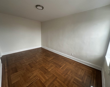 1544 Gillespie Avenue - Photo Thumbnail 3