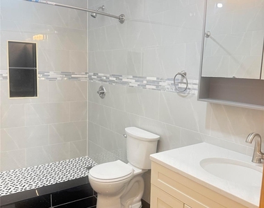572 Decatur Street - Photo Thumbnail 17