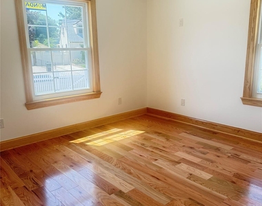 572 Decatur Street - Photo Thumbnail 14