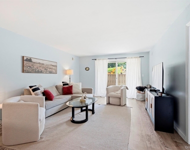 57 Magnolia Lane - Photo Thumbnail 3