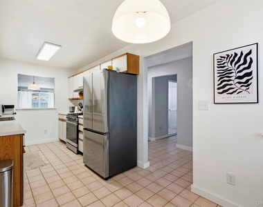 57 Magnolia Lane - Photo Thumbnail 12