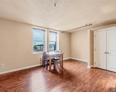 202 Main Street - Photo Thumbnail 6