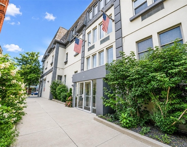 202 Main Street - Photo Thumbnail 12