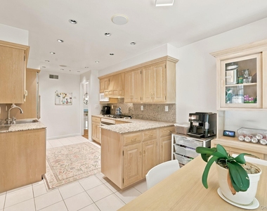 80 Hickory Hill Drive - Photo Thumbnail 13