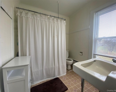94 Sanfordville Road - Photo Thumbnail 5