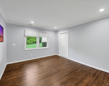 2 Stonycrest Road - Photo Thumbnail 18