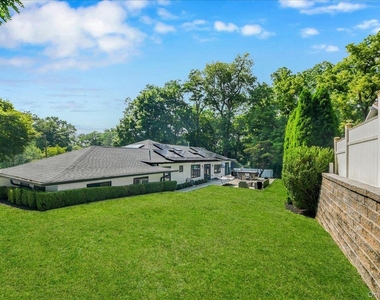 2 Stonycrest Road - Photo Thumbnail 24
