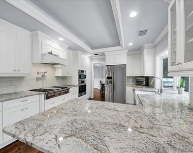 2 Stonycrest Road - Photo Thumbnail 9
