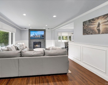 2 Stonycrest Road - Photo Thumbnail 1