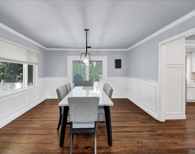 2 Stonycrest Road - Photo Thumbnail 5
