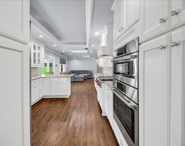 2 Stonycrest Road - Photo Thumbnail 6