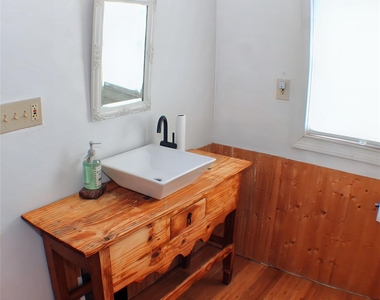 295 Lucas Avenue - Photo Thumbnail 20