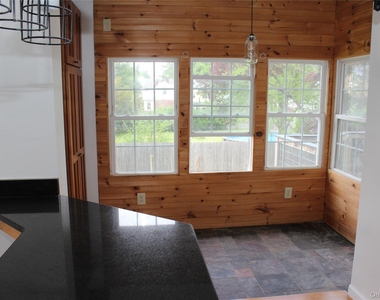 295 Lucas Avenue - Photo Thumbnail 10