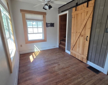 295 Lucas Avenue - Photo Thumbnail 18