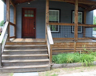 295 Lucas Avenue - Photo Thumbnail 2