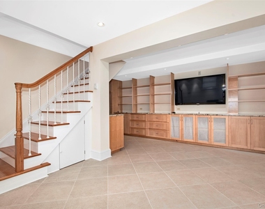 17 Haven Avenue - Photo Thumbnail 19