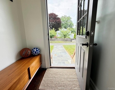 453 Palmer Avenue - Photo Thumbnail 20