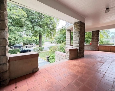 453 Palmer Avenue - Photo Thumbnail 1