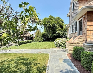 453 Palmer Avenue - Photo Thumbnail 19