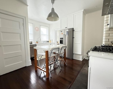 453 Palmer Avenue - Photo Thumbnail 18