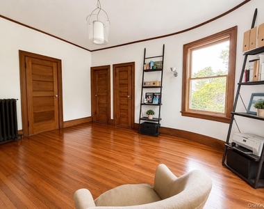 453 Palmer Avenue - Photo Thumbnail 25