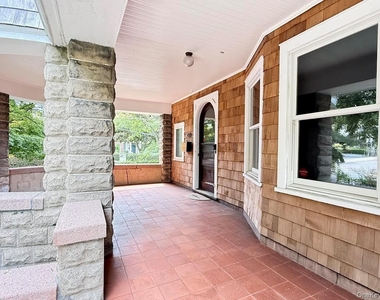 453 Palmer Avenue - Photo Thumbnail 2