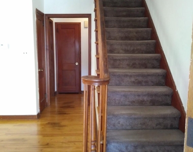 503 Main Street - Photo Thumbnail 4