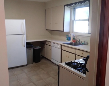 503 Main Street - Photo Thumbnail 9