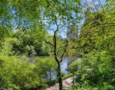 106 Central Park S - Photo Thumbnail 13