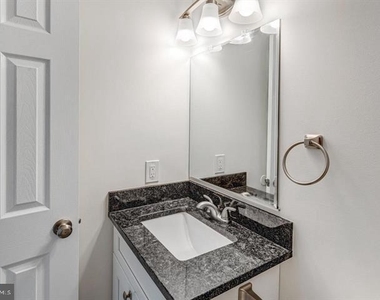 2454 Kilpatrick Place - Photo Thumbnail 17