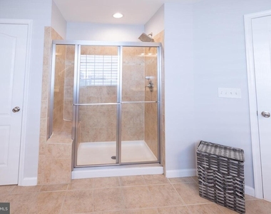 8727 Raleigh Mews - Photo Thumbnail 25