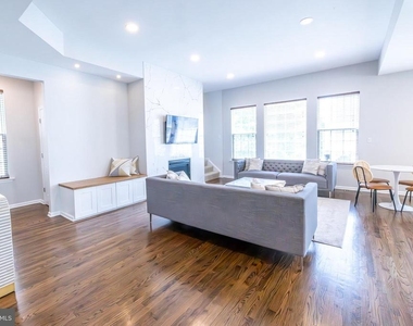 8727 Raleigh Mews - Photo Thumbnail 6