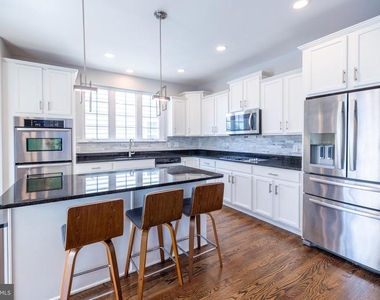 8727 Raleigh Mews - Photo Thumbnail 13