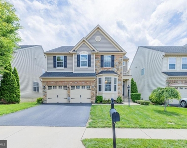 8727 Raleigh Mews - Photo Thumbnail 1