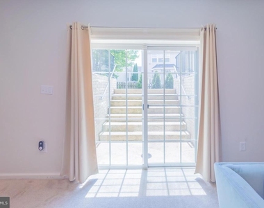 8727 Raleigh Mews - Photo Thumbnail 49