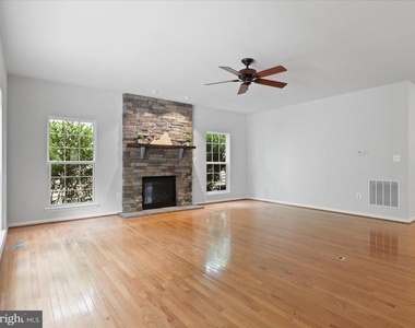 14203 Murphy Terrace - Photo Thumbnail 16