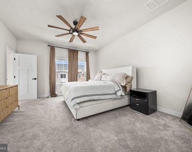 46269 Mount Kellogg Terrace - Photo Thumbnail 24