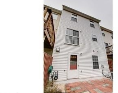 22932 Regent Terrace - Photo Thumbnail 17