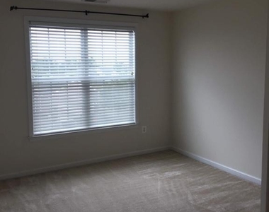 43165 Barnstead Drive - Photo Thumbnail 33
