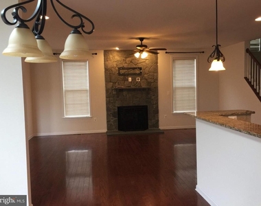 43165 Barnstead Drive - Photo Thumbnail 9